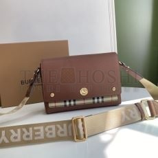 Bv*b*rry Clutch Bags Master Quality