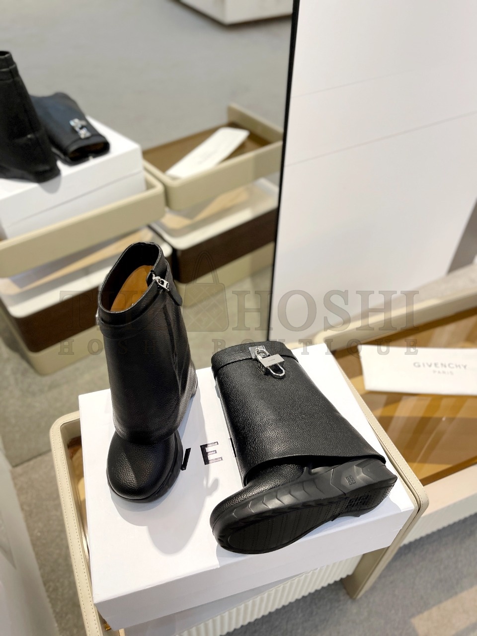 GIVENCHY/Givenchy Shark Lock Motorcycle Boots Master Quality