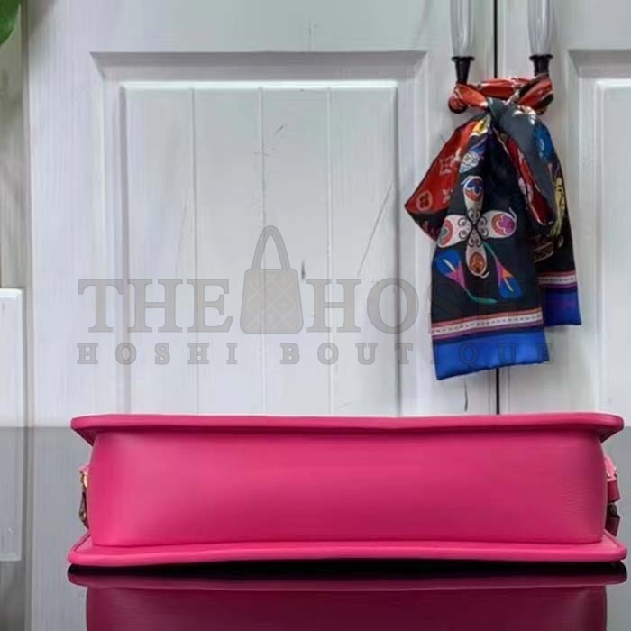 L0vis Vvtt0n LV Women Lexington Pouch Rose Pink Monogram-Embossed Calf Leather Master Quality