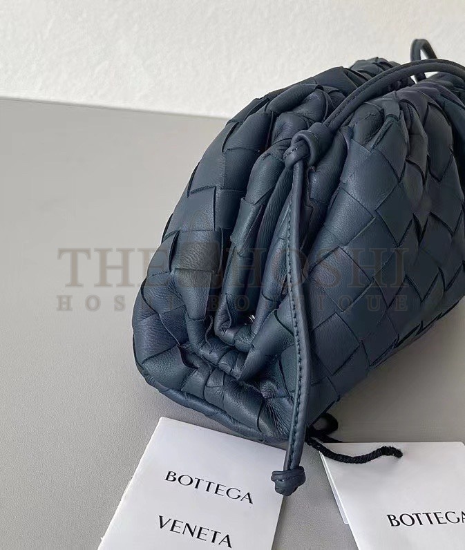 B0tt*ga Ven*ta Mini Pouch In Thunder Intrecciato Lambskin Master Quality