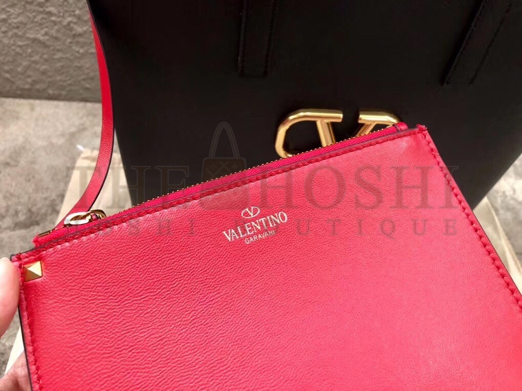 Va1e*ntin0 Garavani Black Large N/S Vring Shopper Bag Master Quality