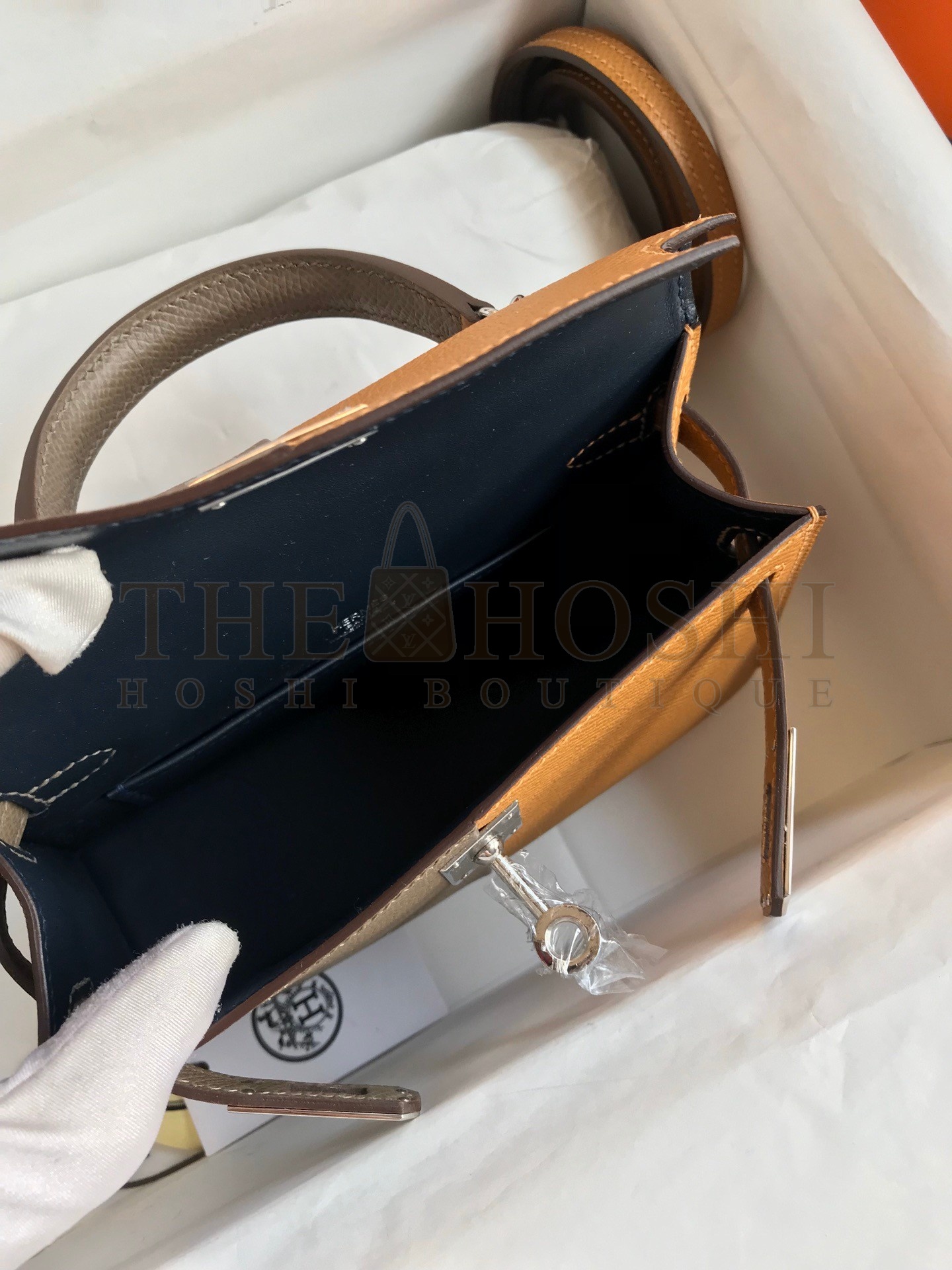 H**me5 Kelly Mini II Sellier Tri-color Bag In Taupe/Sesame/Blue Nuit Epsom Calfskin Master Quality