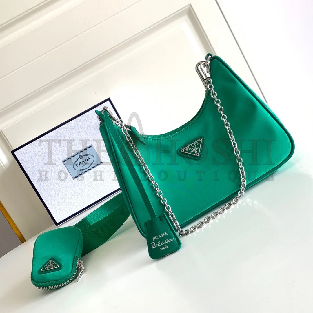 Pra*a Re-Edition 2005 Shoulder Bag In Green Re-Nylon Master Quality