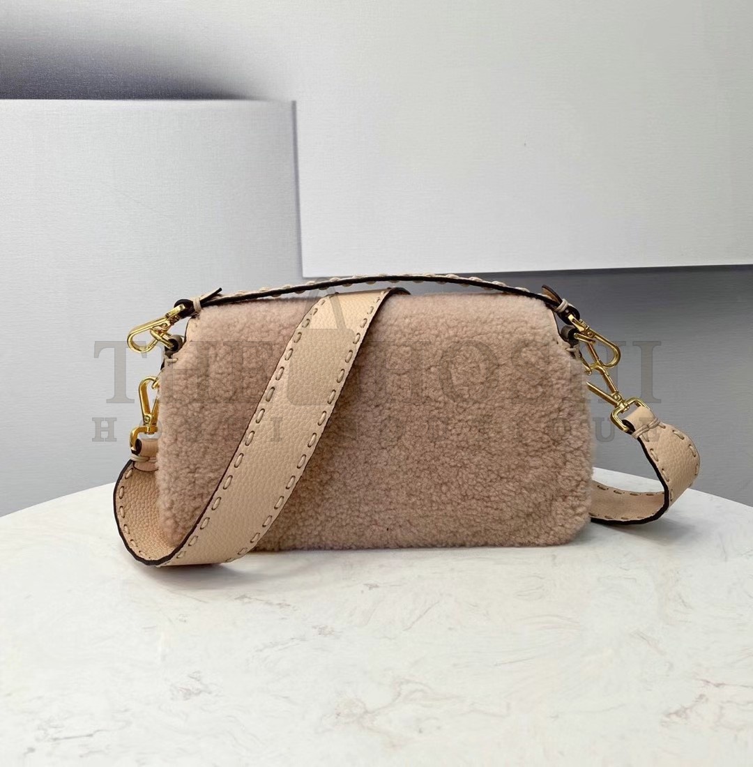 F**di Medium Baguette Bag In Beige Shearling Master Quality
