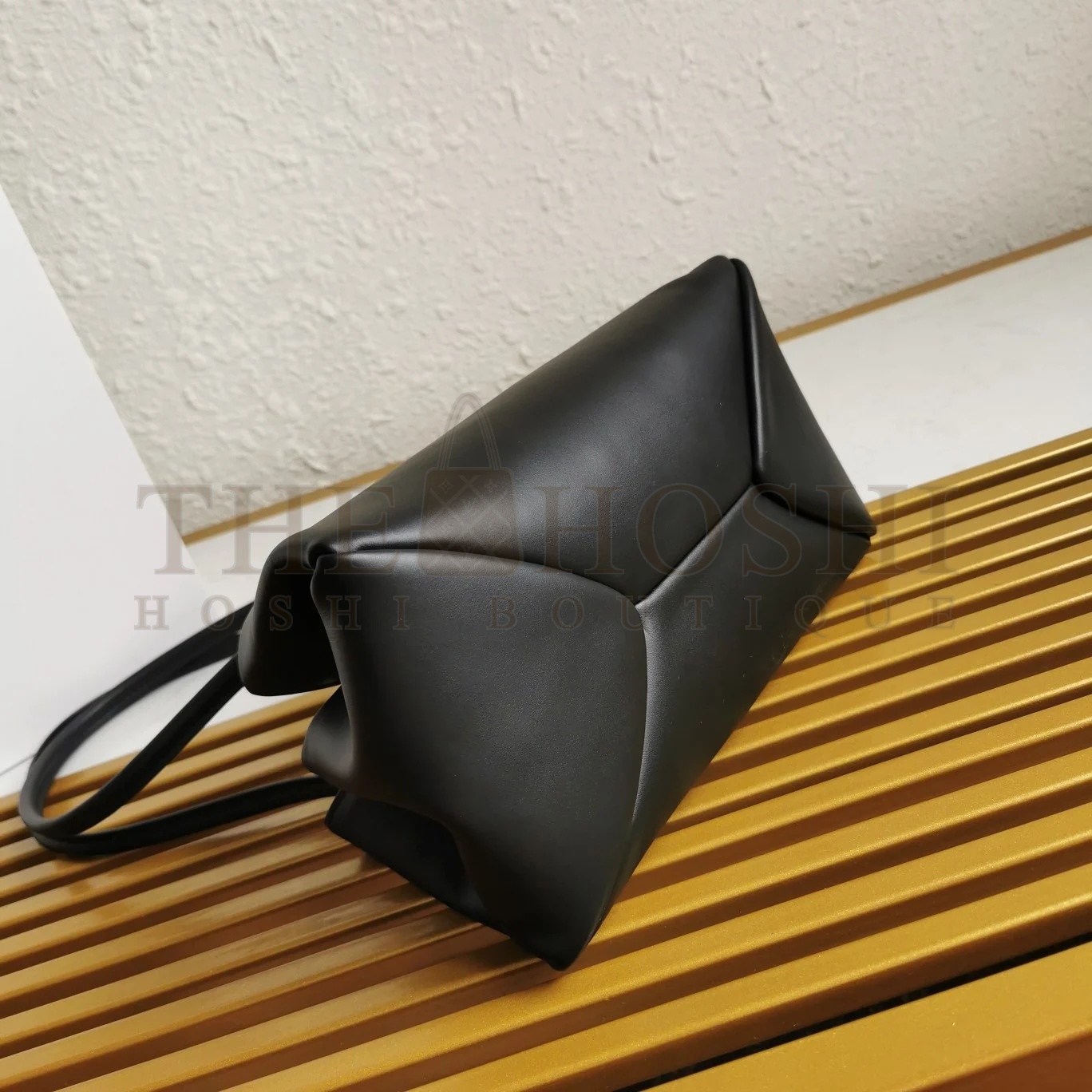 Pra*a S*pernova Small Shoulder Bag In Black Calfskin Master Quality