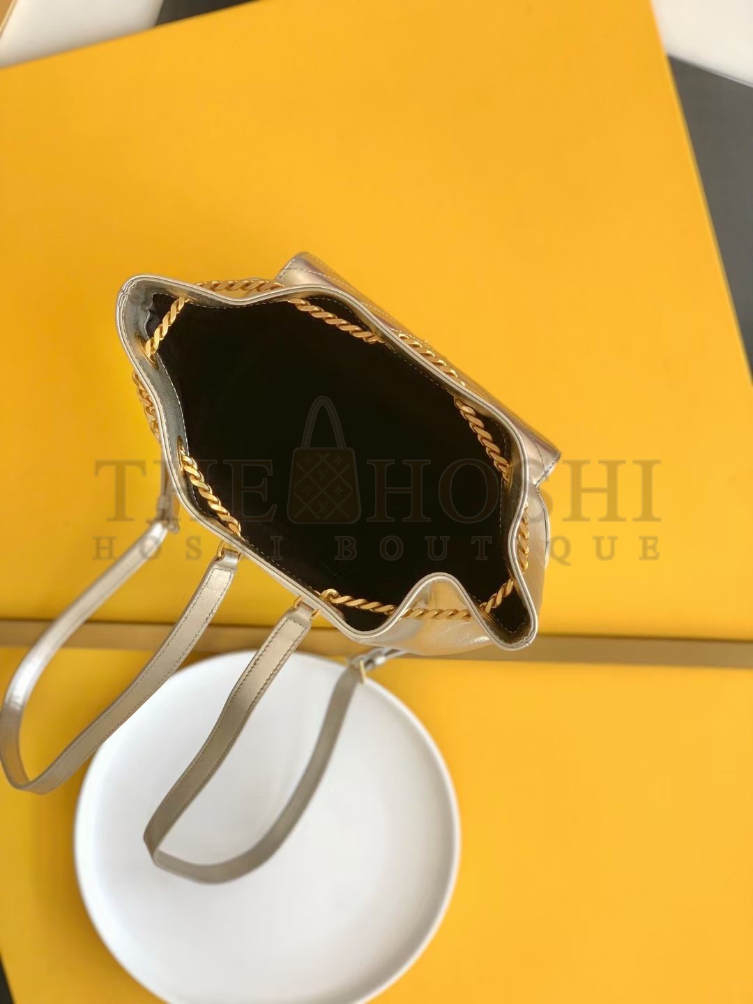 Sa1nt Lau*nt Joe Backpack In Gold Lame Leather Master Quality