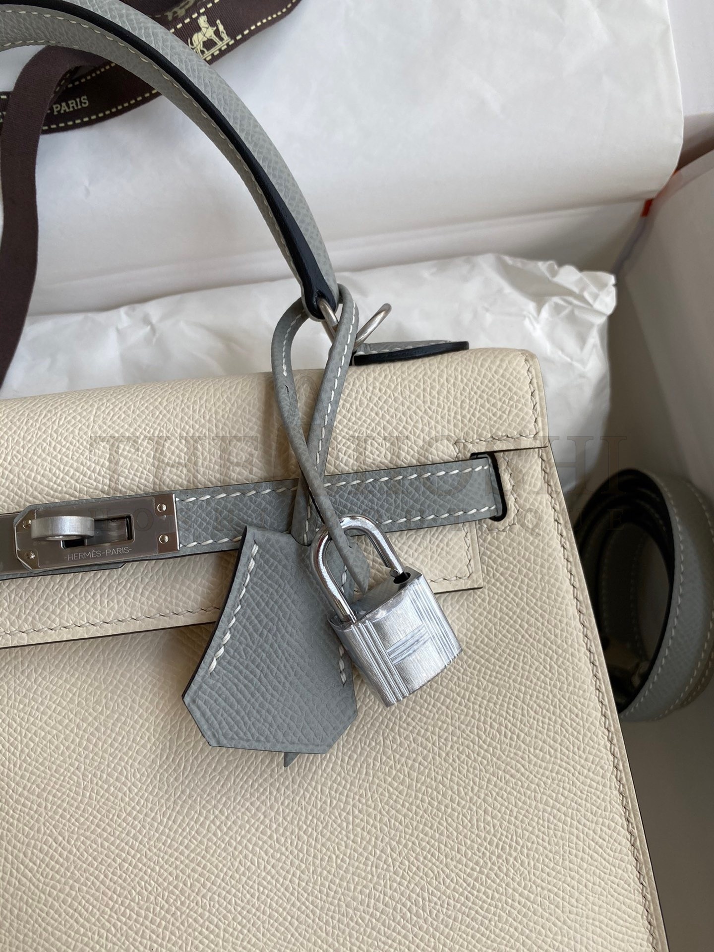 H**me5 Kelly Sellier 25 Bicolor Bag in Craie and Gris Mouette Epsom Calfskin Master Quality