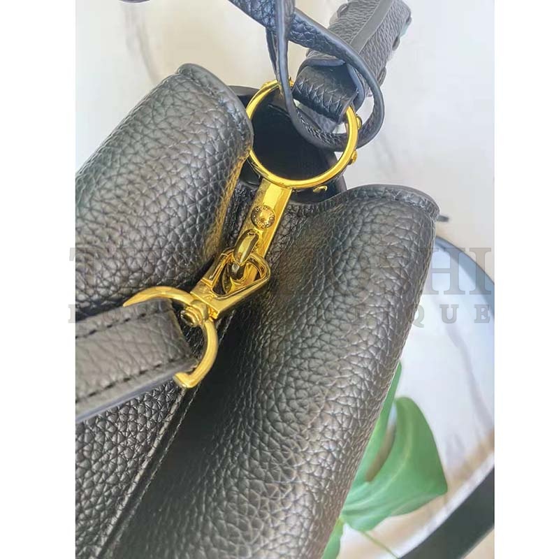 L0vis Vvtt0n LV Women Capucines BB Handbag Black Taurillon Leather Master Quality