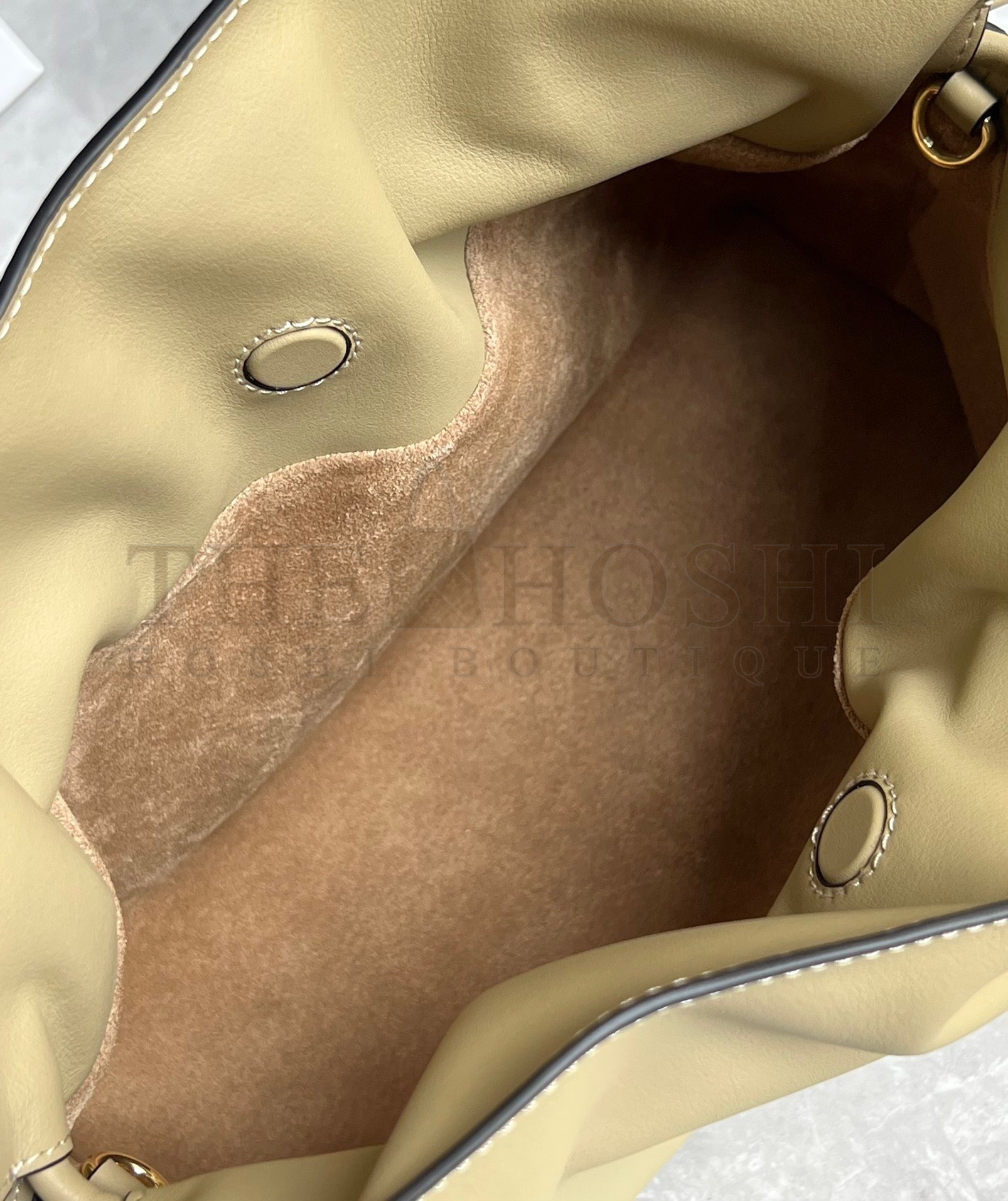 L0ew* Flamenco Clutch Bag In Clay Green Calfskin Master Quality