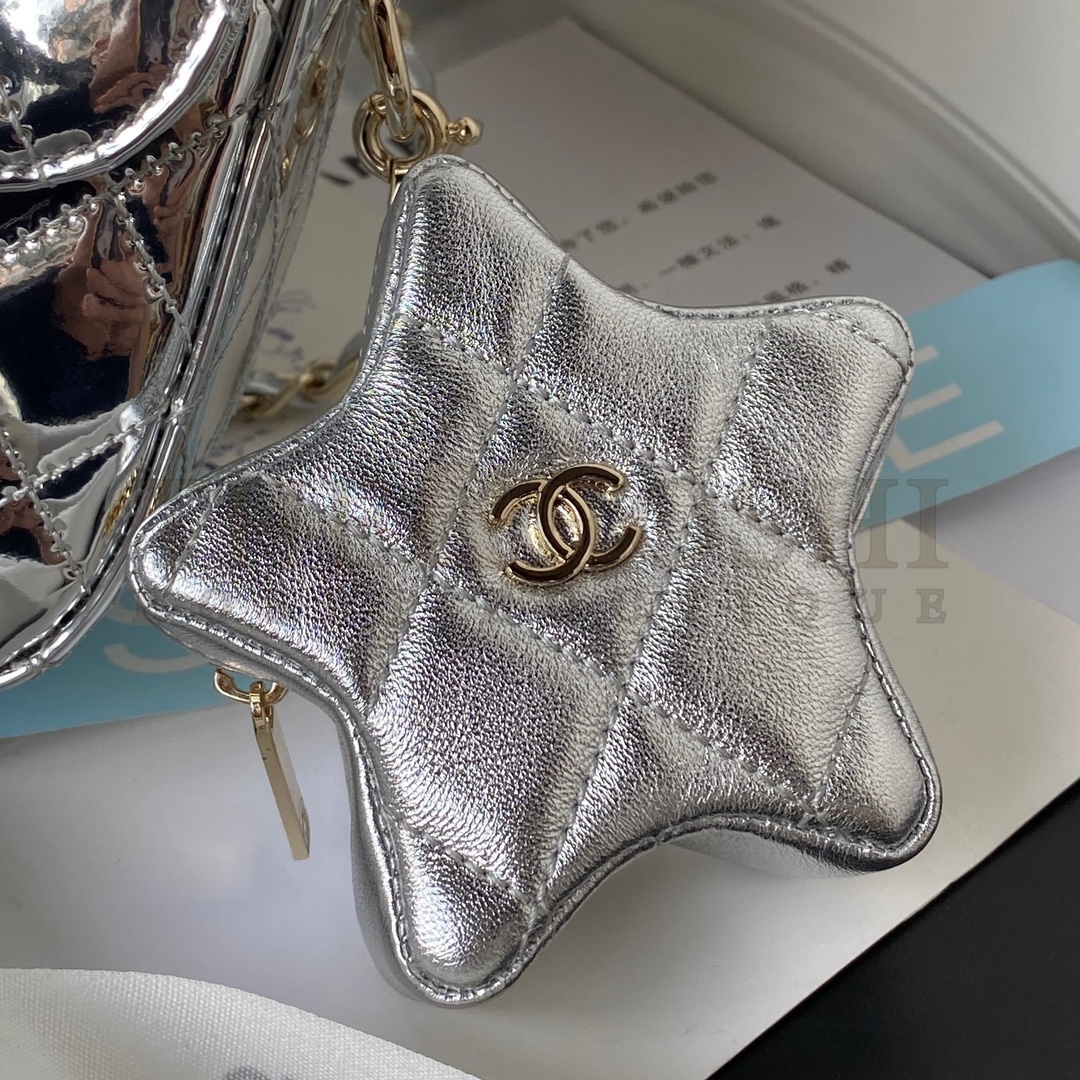 Ch**el Women CC Flap Bag Star Coin Purse Mirror Calfskin Metallic Calfskin Gold-Tone Metal Silver Master Quality