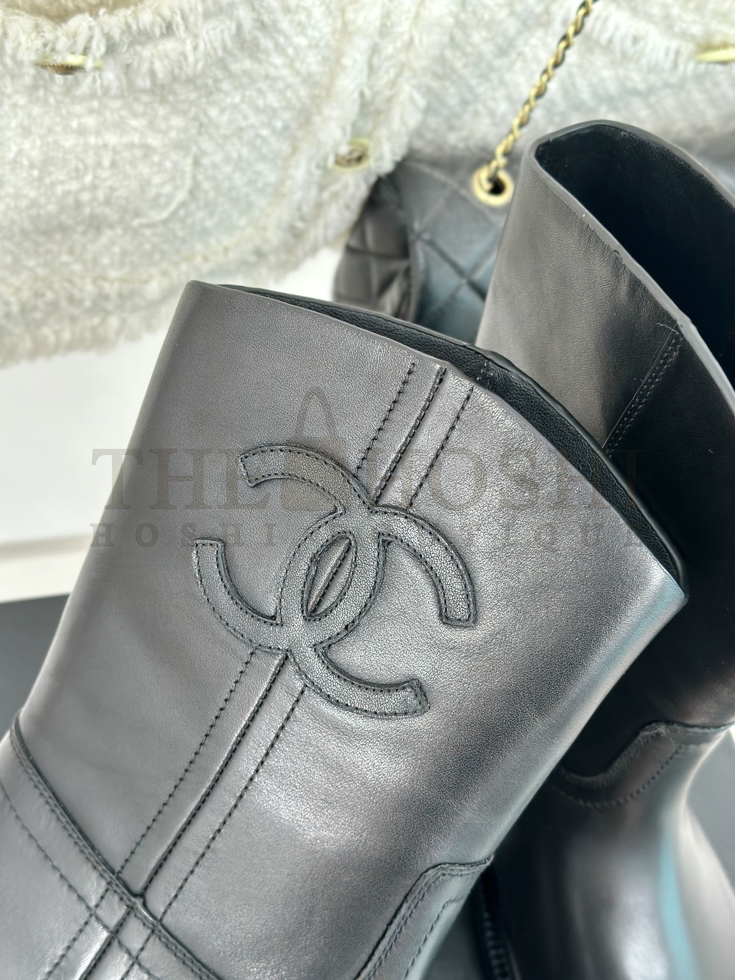 Ch**el boots Master Quality