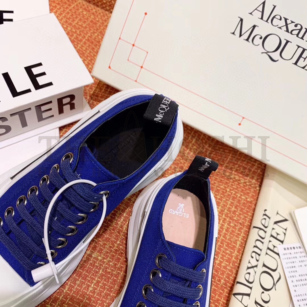 A1exa*der Mcqv*en Women