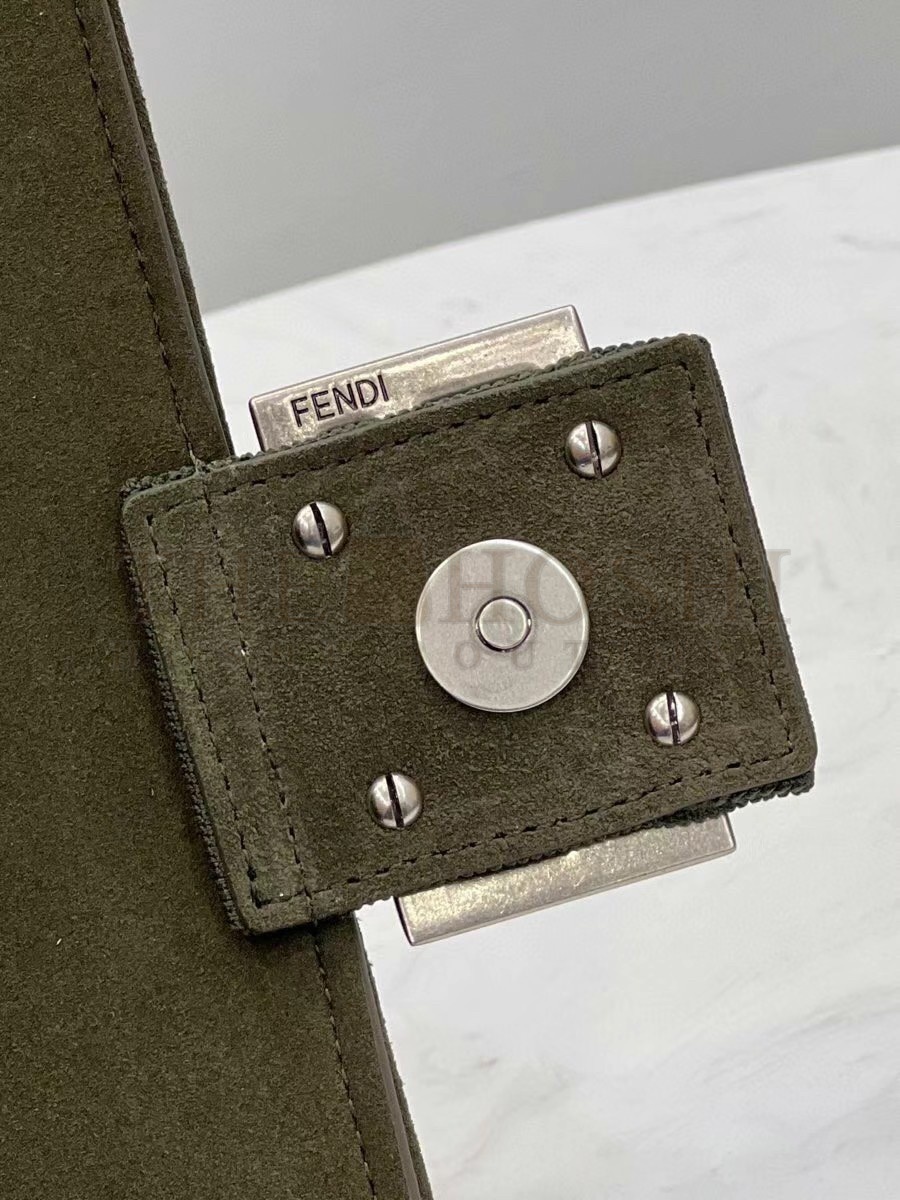 F**di Baguette Chain Midi Bag In Green FF Fabric Master Quality