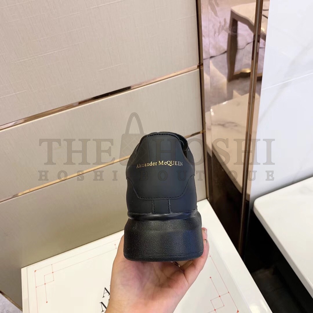 A1exa*der Mcqv*en Women