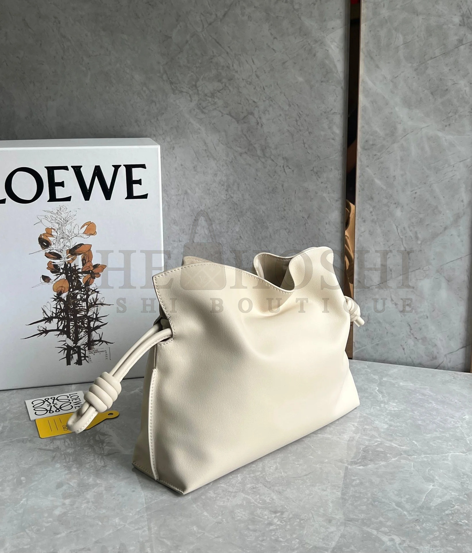 L0ew* Flamenco Clutch Bag In Angora Calfskin Master Quality