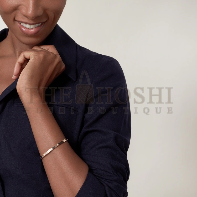 Ca*t1er LOVE BRACELET, SMALL MODEL, 6 D1am0ndS, Rose Gold Master Quality