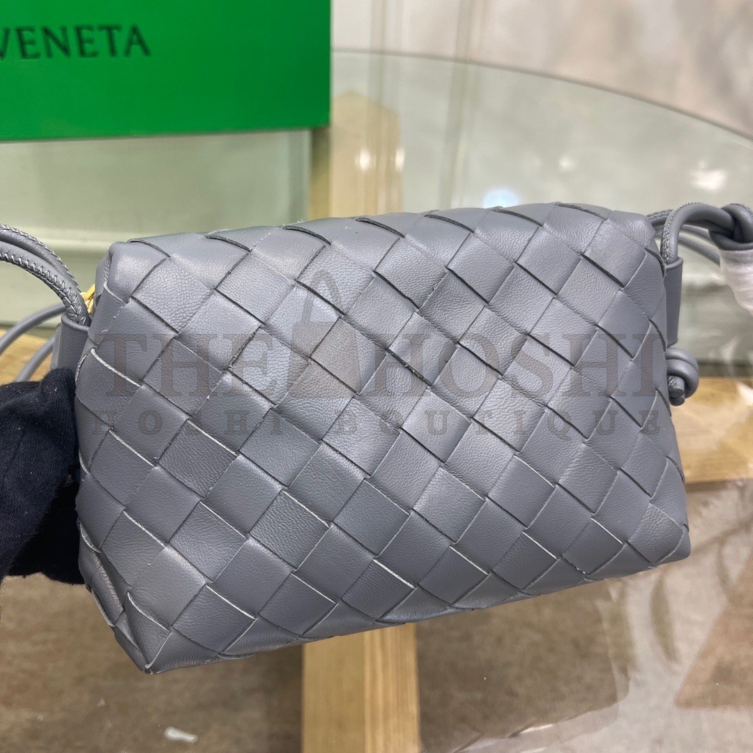 B0tt*ga Ven*ta Loop Mini Bag In Grey Intrecciato Lambskin Master Quality