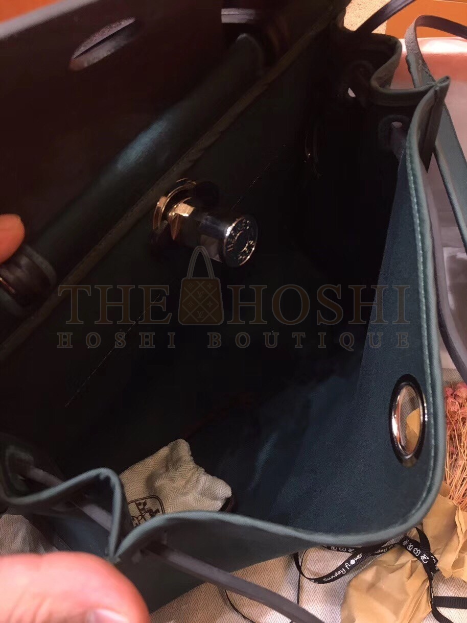 H**me5 Herbag Zip 31cm Bag In Navy And Green Master Quality