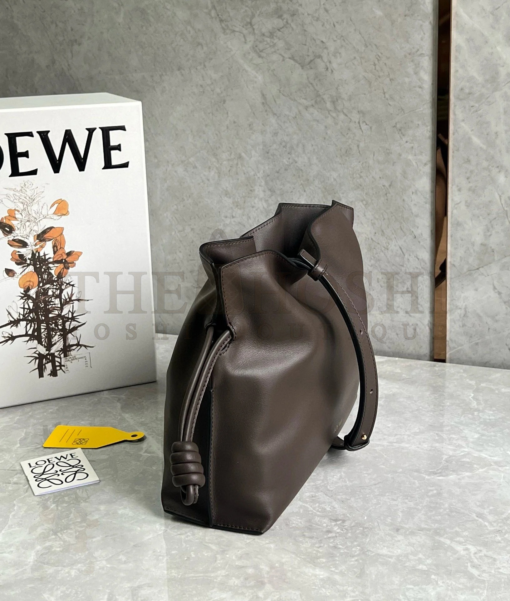 L0ew* Flamenco Clutch Bag in Chocolate Nappa Calfskin size:30cm Master Quality