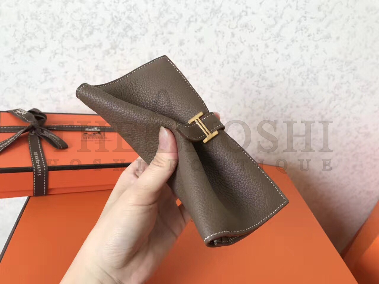 H**me5 Taupe Clemence Bearn Gusset Wallet Master Quality