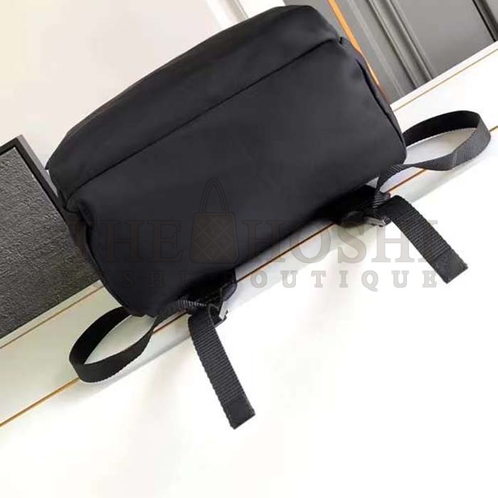 Pra*a Unisex Re-Nylon Saffiano Leather Backpack Black Fabric Zipper Closure Master Quality