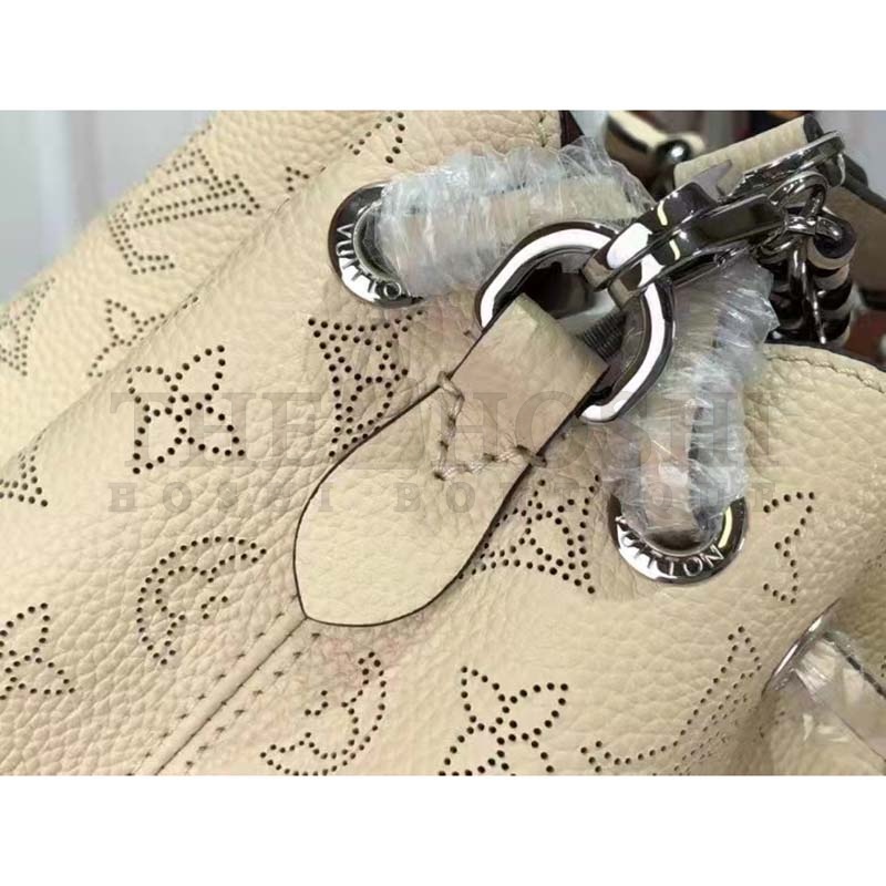 L0vis Vvtt0n LV Women Bella Tote Crème Beige Mahina Perforated Calfskin Calf Master Quality