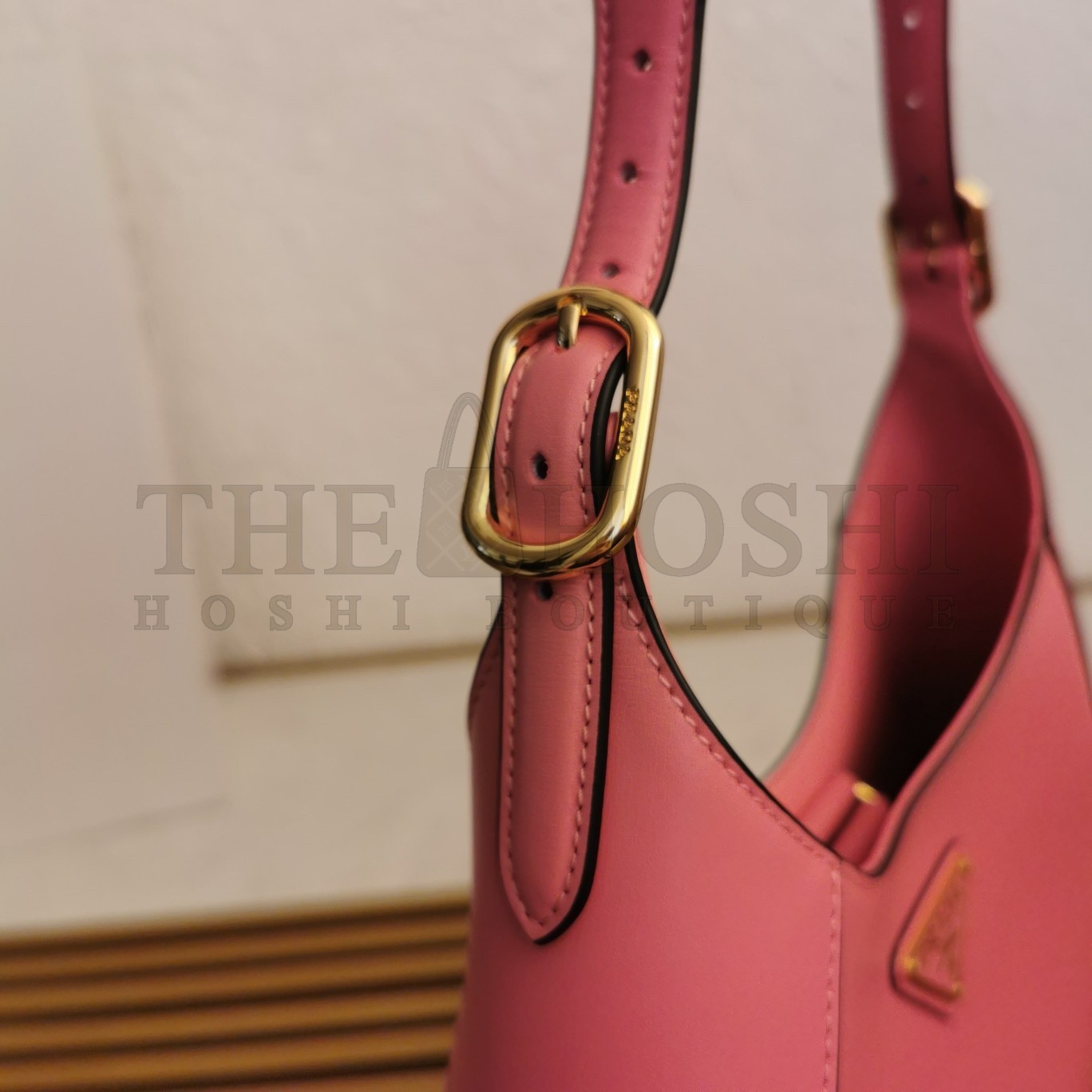 Pra*a Shoulder Bag in Pink Leather Master Quality
