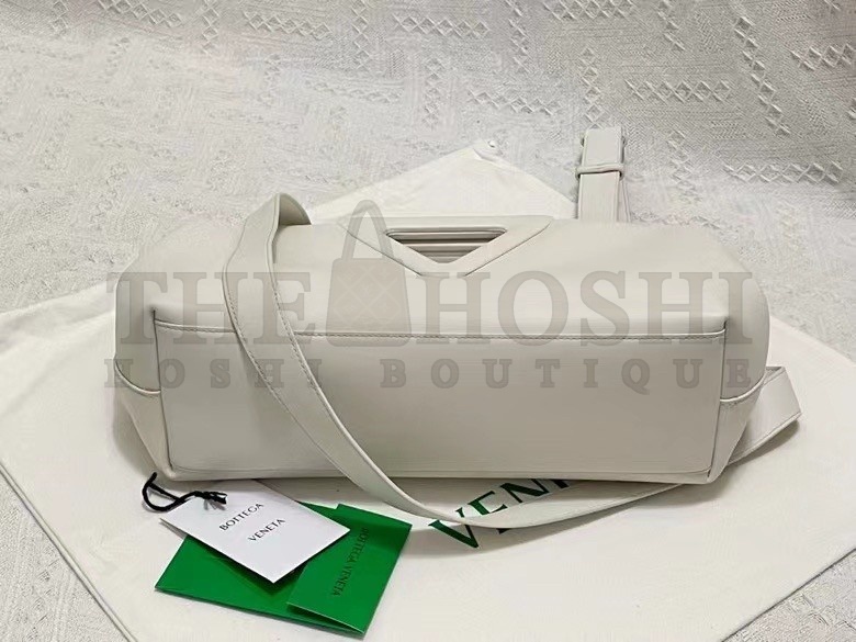 B0tt*ga Ven*ta Medium Point Top Handle Bag In White Leather Master Quality