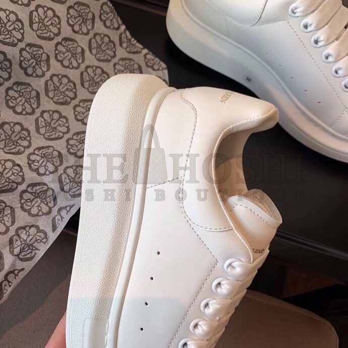 A1exa*der Mcqv*en Women