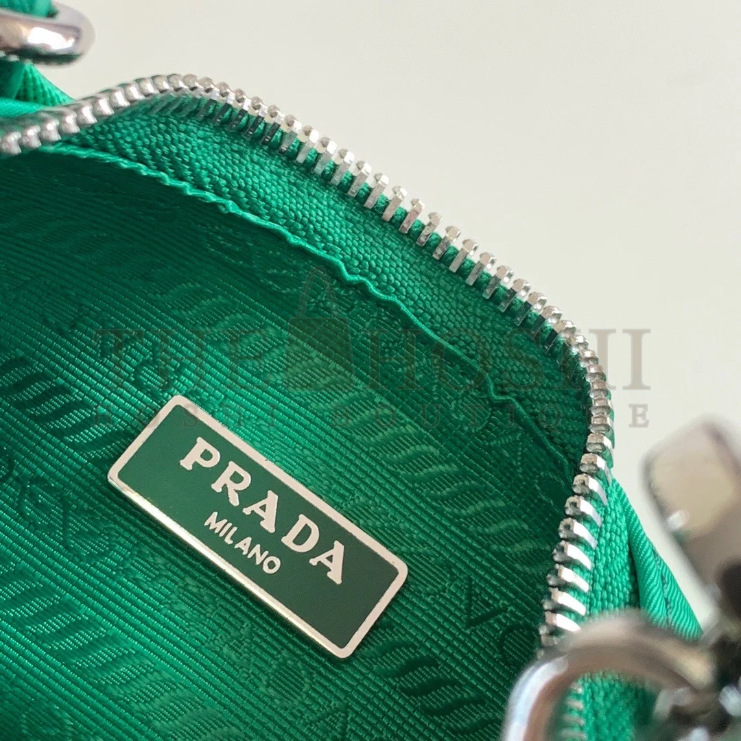 Pra*a Re-Edition 2005 Shoulder Bag In Green Re-Nylon Master Quality