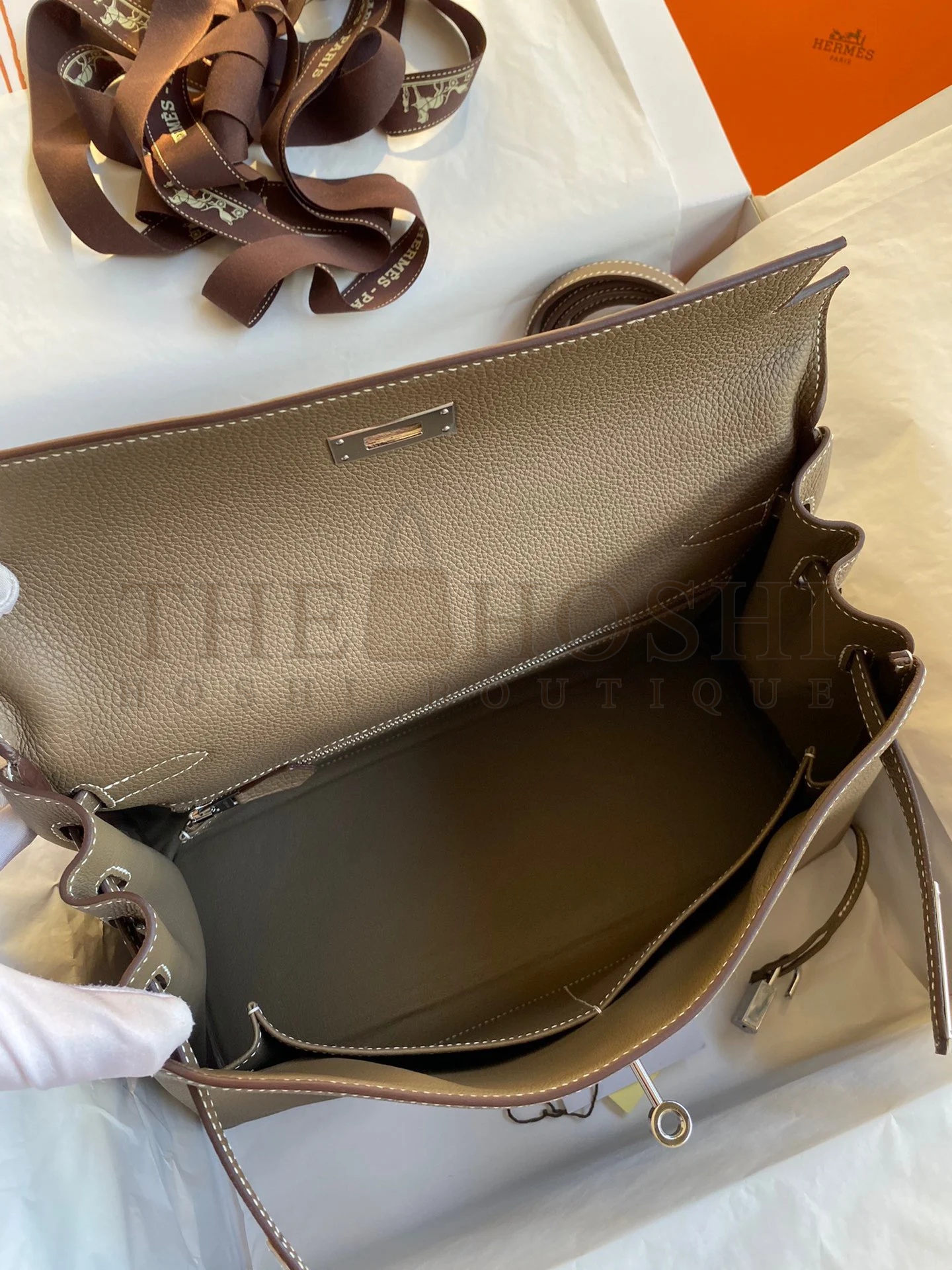 H**me5 Kelly Retourne 32 Handmade Bag In Taupe Clemence Leather Master Quality