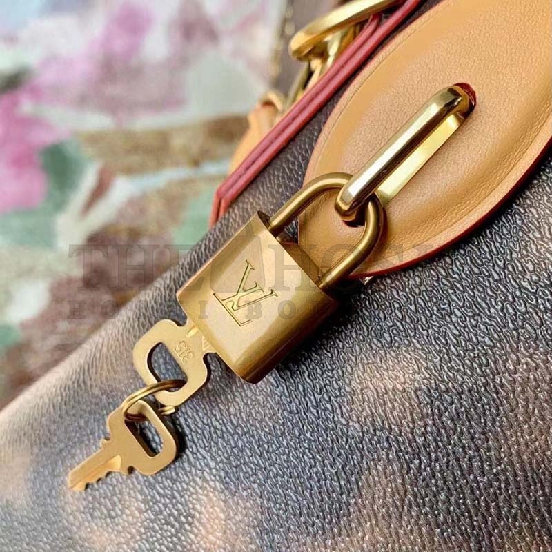 L0vis Vvtt0n LV Women Lock It Tote Blurry Monogram Coated Canvas Cowhide Leather Master Quality