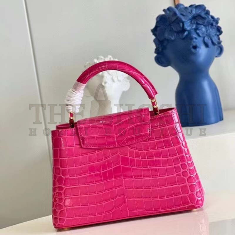 L0vis Vvtt0n LV Women Capucines BB Handbag Pink Crocodilian Leather Master Quality