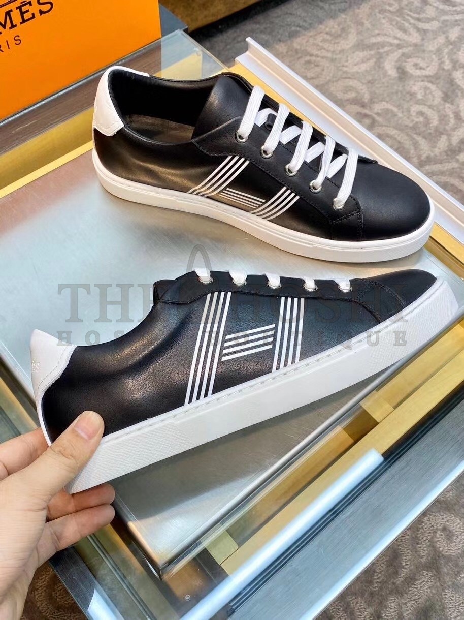 H**me5 Avantage Sneakers In Black Calfskin Master Quality