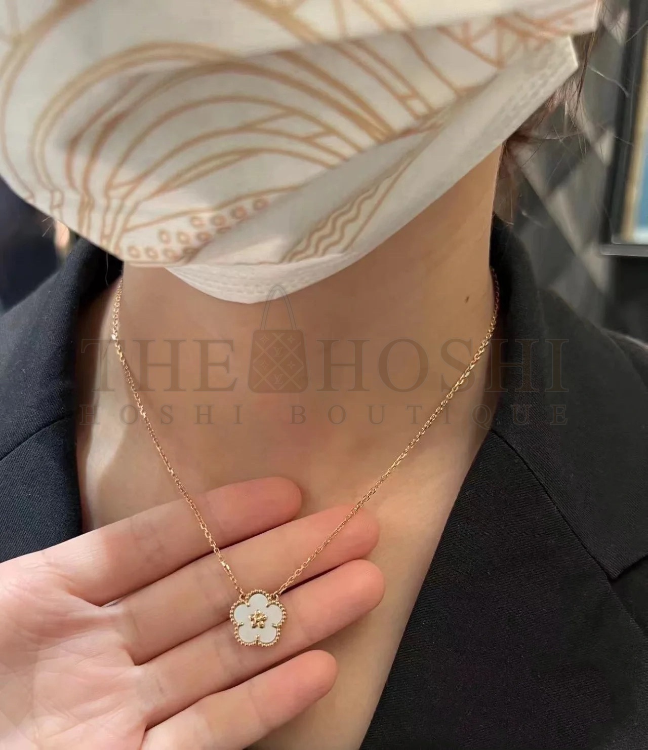 V*n Cl**f & Arpels Lucky Spring pendant, plum blossom Master Quality