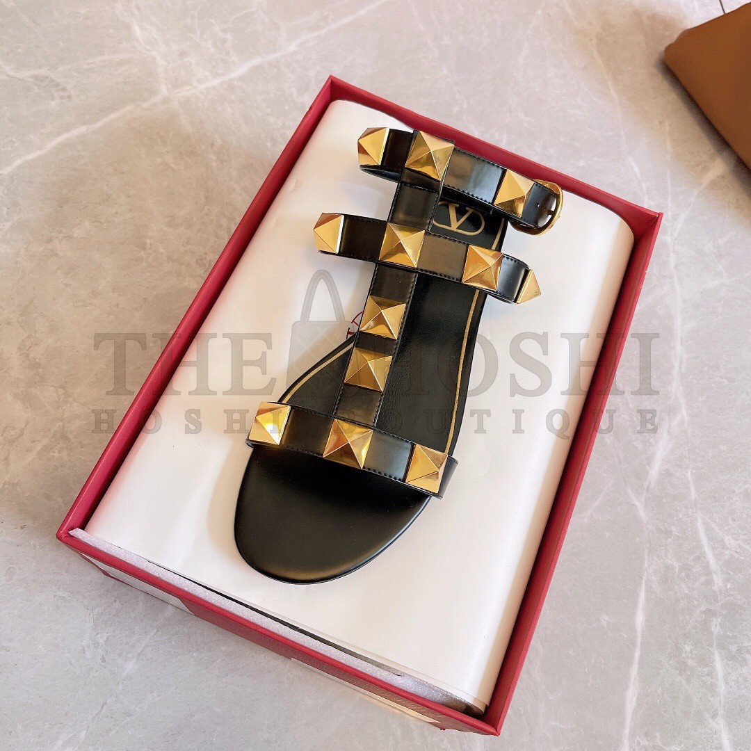 Va1e*ntin0 Roman Stud Flat Sandals In Black Calfskin Master Quality