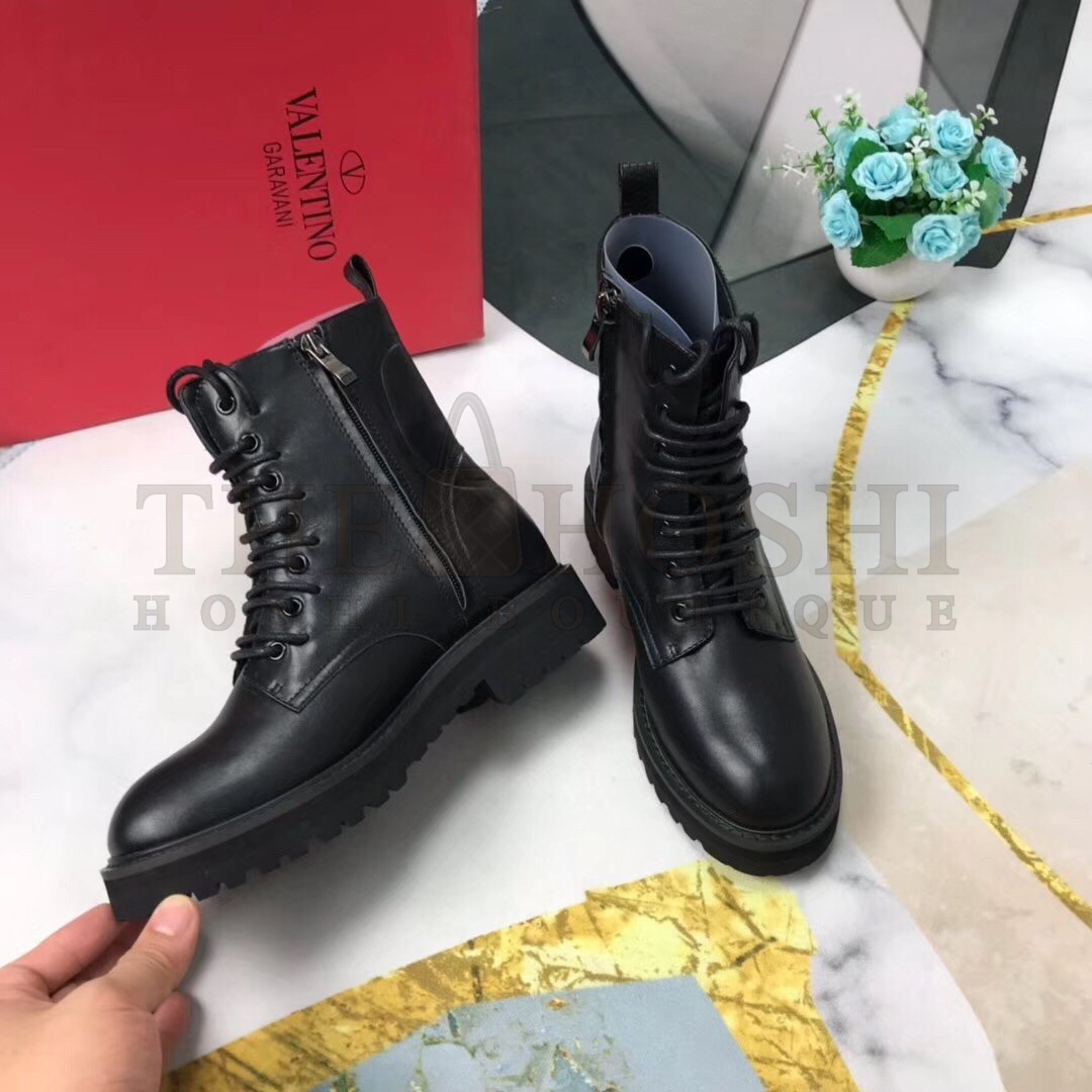 Va1e*ntin0 Black Leather VLogo Combat Boots Master Quality