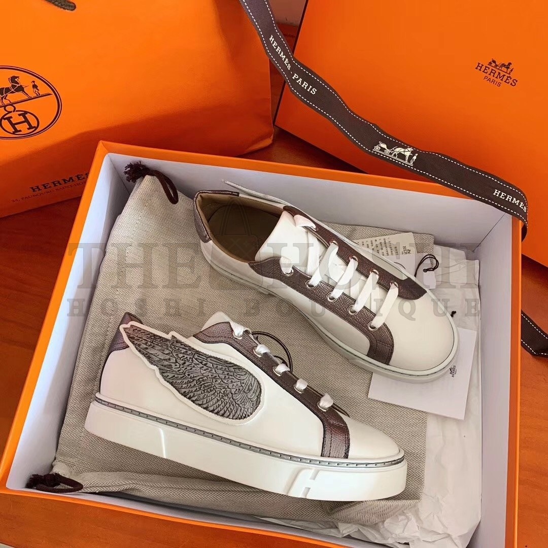 H**me5 Velvet Sneakers In Blanc Calfskin With Printed Wing Patch Master Quality