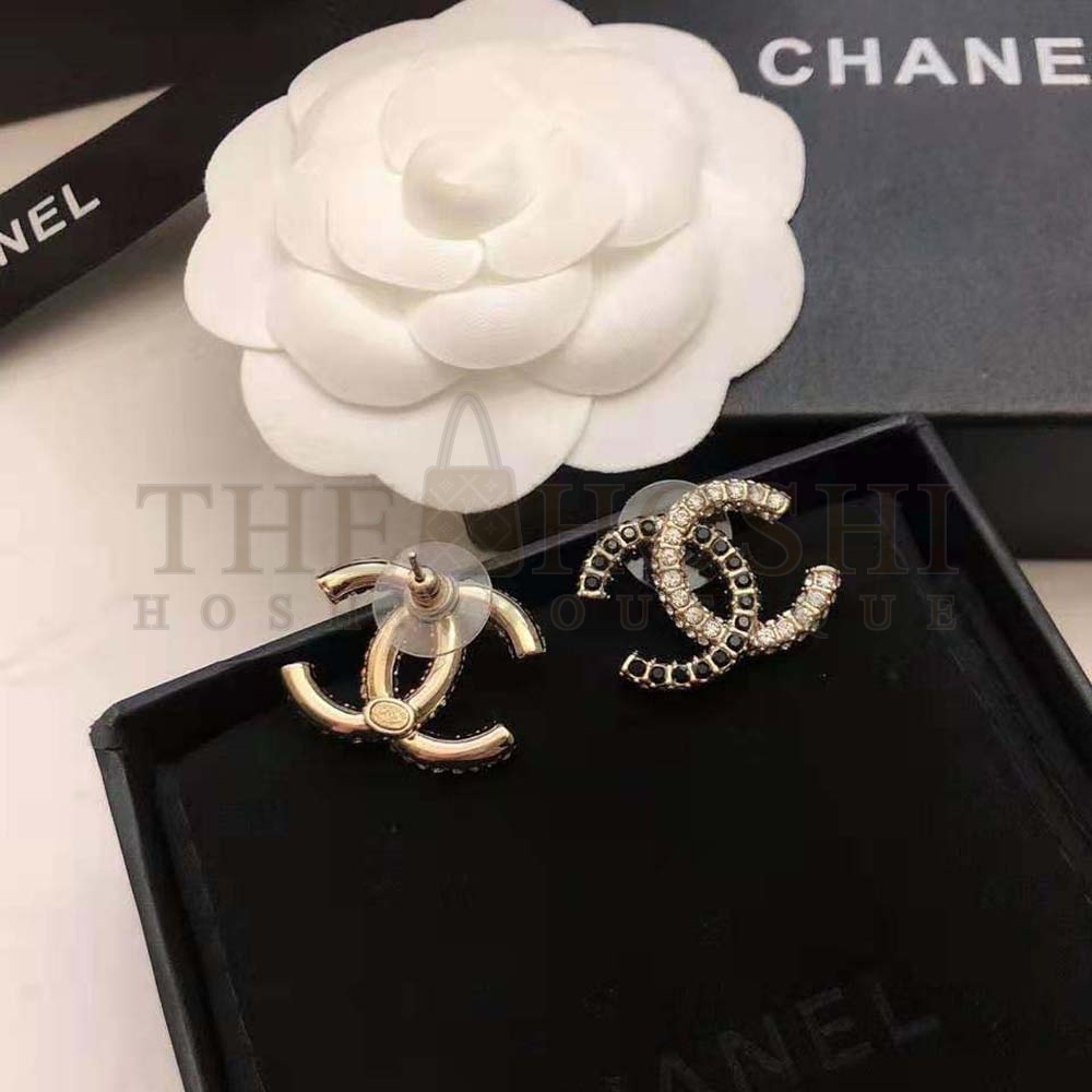 Ch**el Women Stud Earrings in Metal and Strass Master Quality