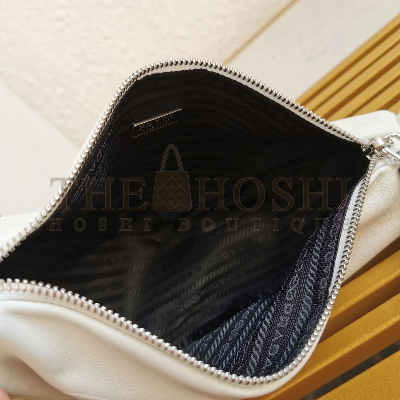 Pra*a Triangle Shoulder Bag In White Calfskin Master Quality