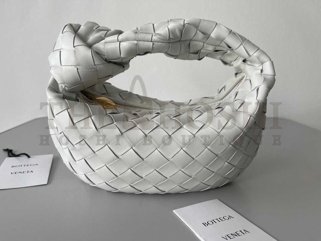 B0tt*ga Ven*ta BV Jodie Mini Bag In White Intrecciato Lambskin Master Quality