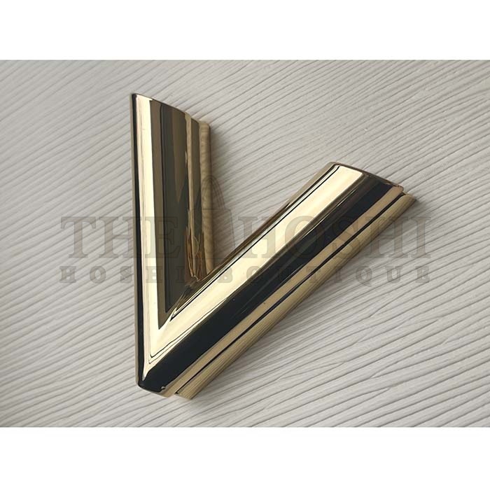 L0vis Vvtt0n LV Women Twist MM Handbag Quartz White Epi Grained Leather Master Quality