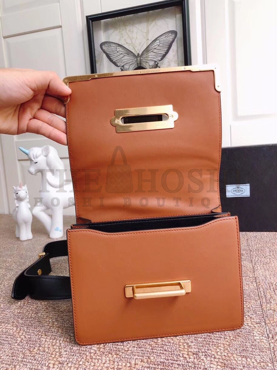 Pra*a Cahier Shoulder Bag In Brown/Black Leather Master Quality