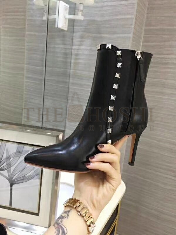Va1e*ntin0 Black Rockstud Heeled Ankle Boots 85mm Master Quality