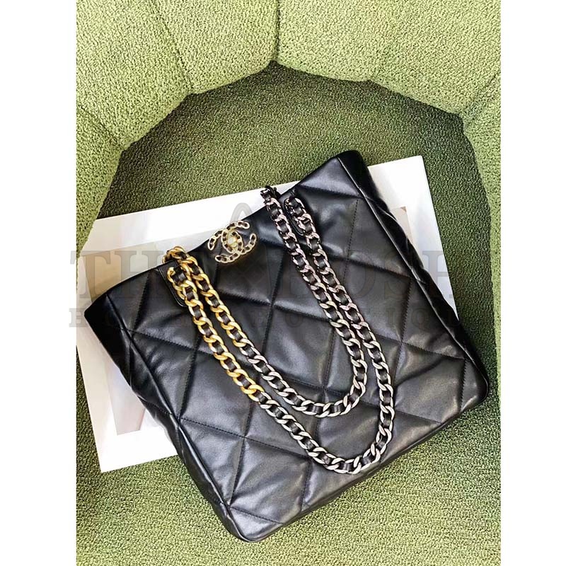 Ch**el Women CC Ch**el 19 Shopping Bag Lambskin Gold Silver-Tone Metal Black Master Quality