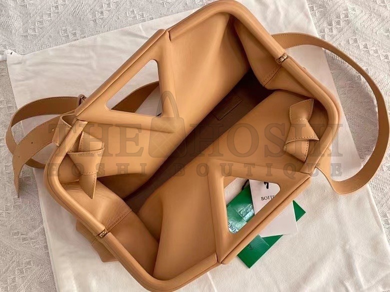 B0tt*ga Ven*ta Medium Point Top Handle Bag In Beige Leather Master Quality