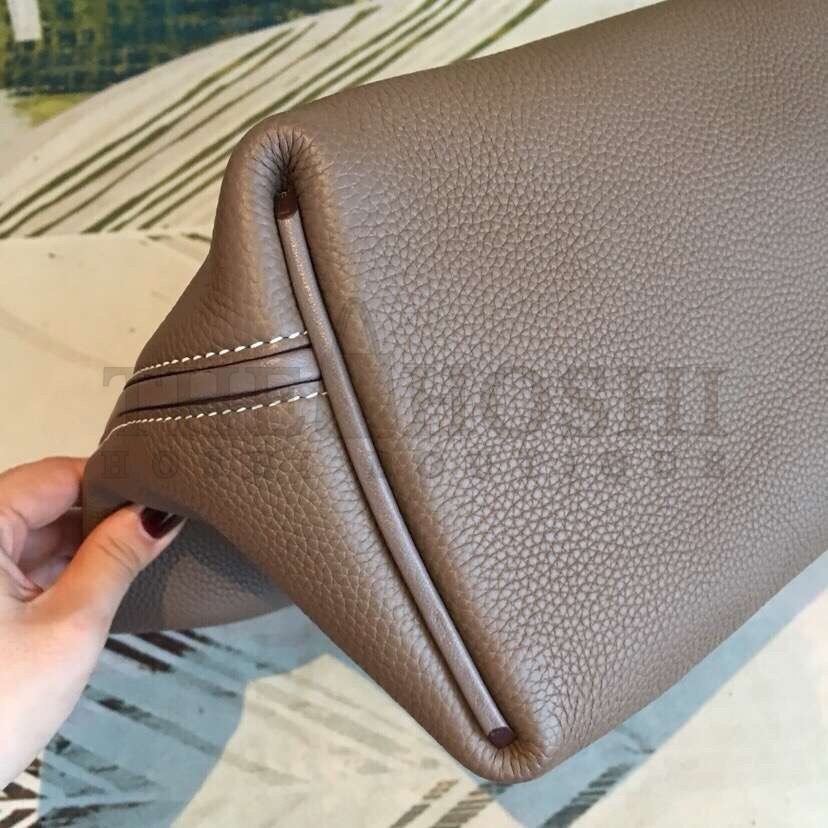 H**me5 24/24 29 Bag In Taupe Clemence Calfskin Master Quality