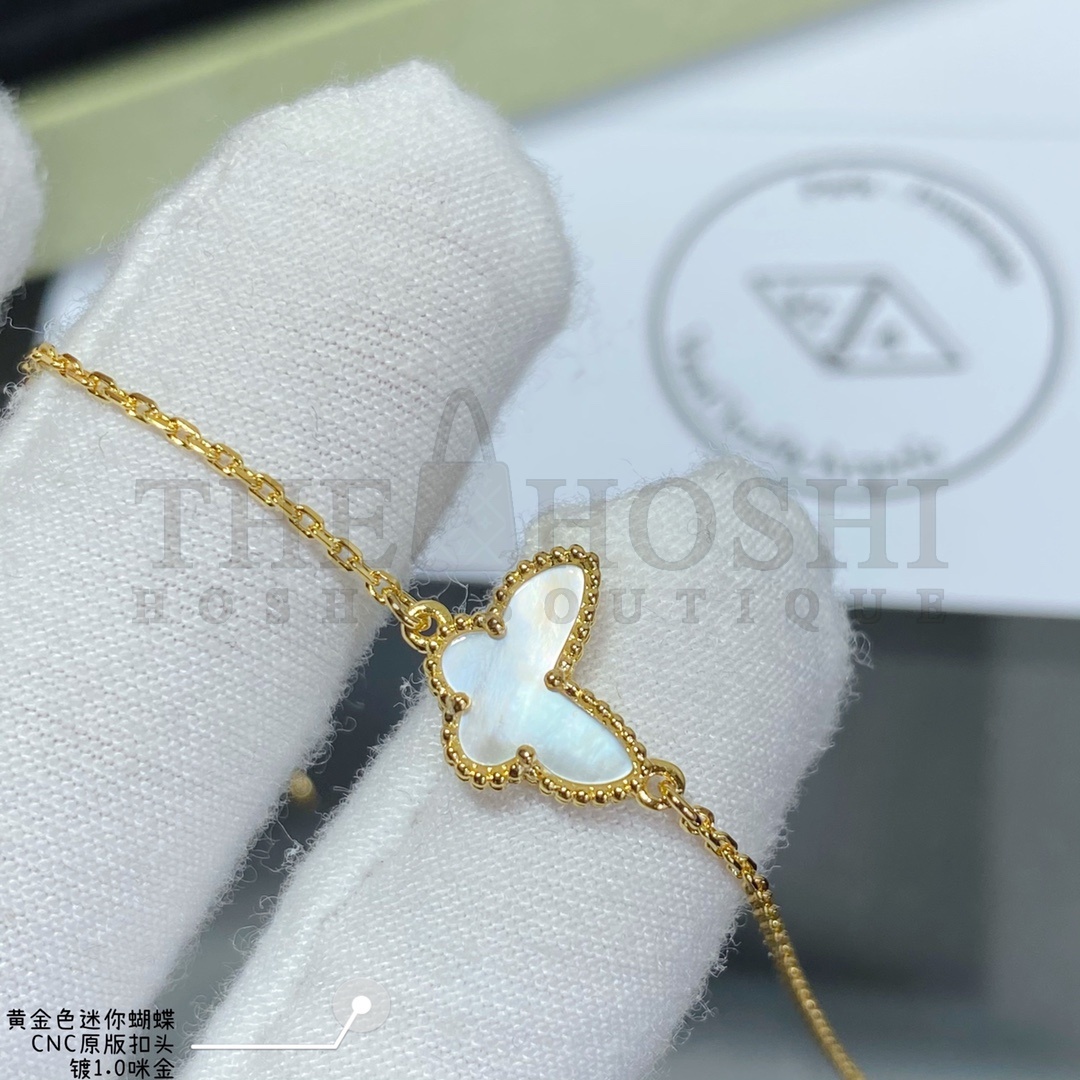 V*n Cl**f & Arpels Sweet Butterflies bracelet 18K yellow gold Master Quality