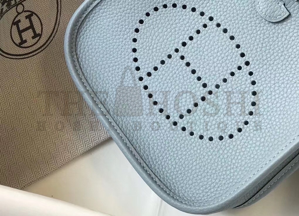 H**me5 Evelyne III TPM Bag In Blue Lin Clemence Leather Master Quality