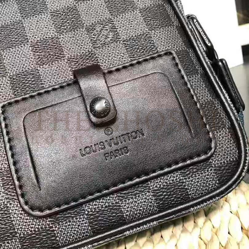 L0vis Vvtt0n LV Men Alpha Messenger in Classic LV Damier Graphite Canvas-Grey Master Quality